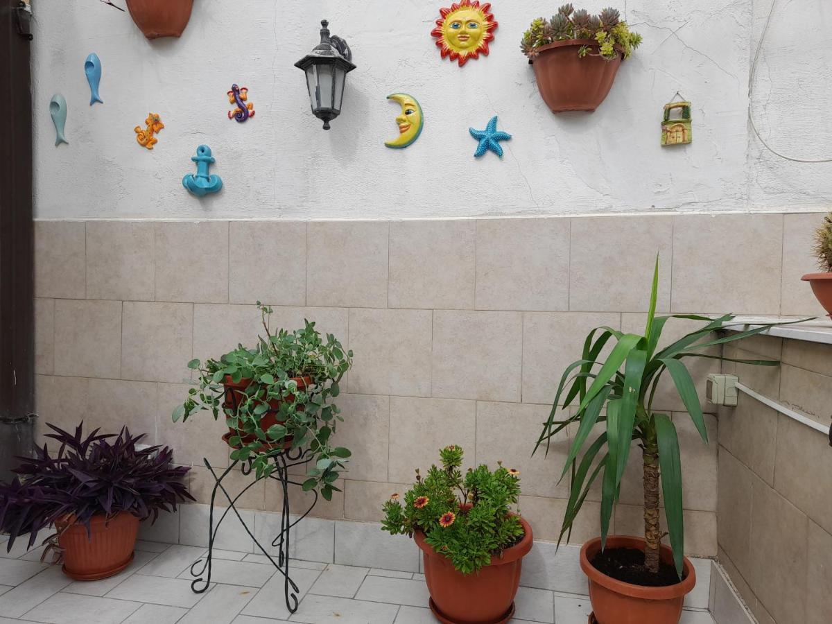 Rooftop Attic نابولي المظهر الخارجي الصورة